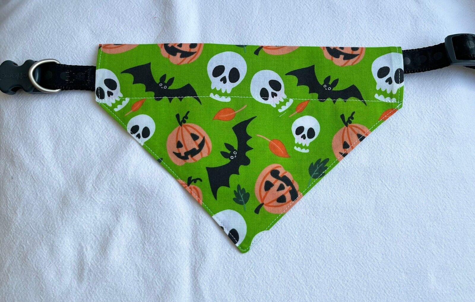 Supporting Charity Halloween Dog Bow & Bandana Handmade in UK. Multi Sizes